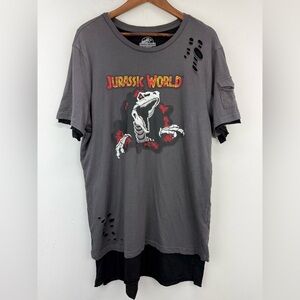 Jurassic World size Medium Men’s Fallen Kingdom Gray Black Layered T-shirt